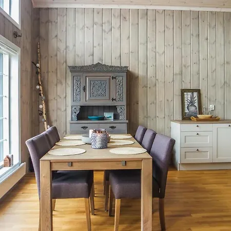 In With Sauna
